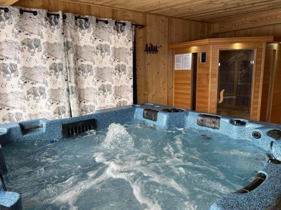 Chalet cosy Spa & Sauna privatifs Les Angles Chalet in Catalonia