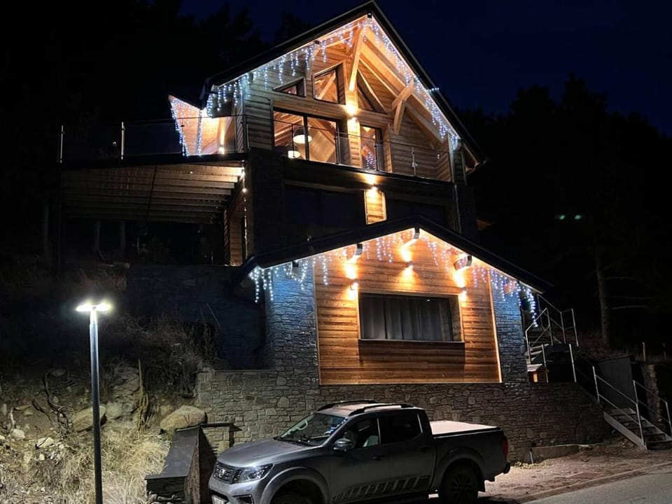 Chalet cosy Spa & Sauna privatifs Les Angles Chalet in Catalonia