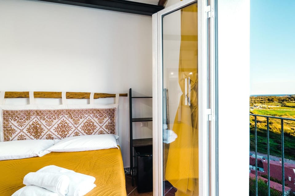 View (from property/room), Balcony/Terrace, Bedroom