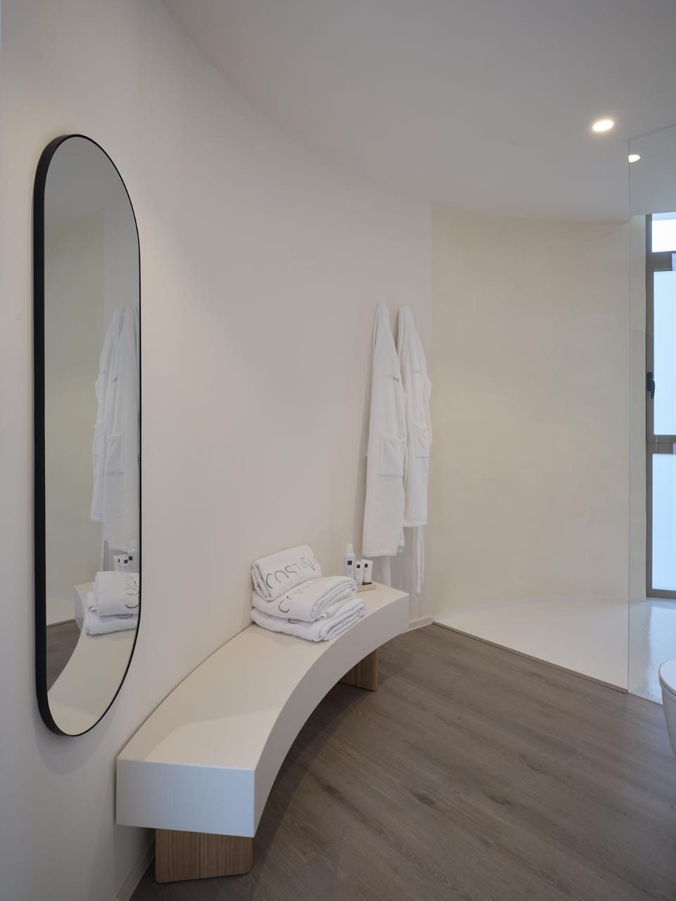 Bedroom, towels