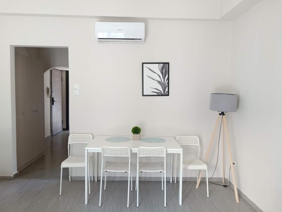 Victoros apartment Apartment in Athens