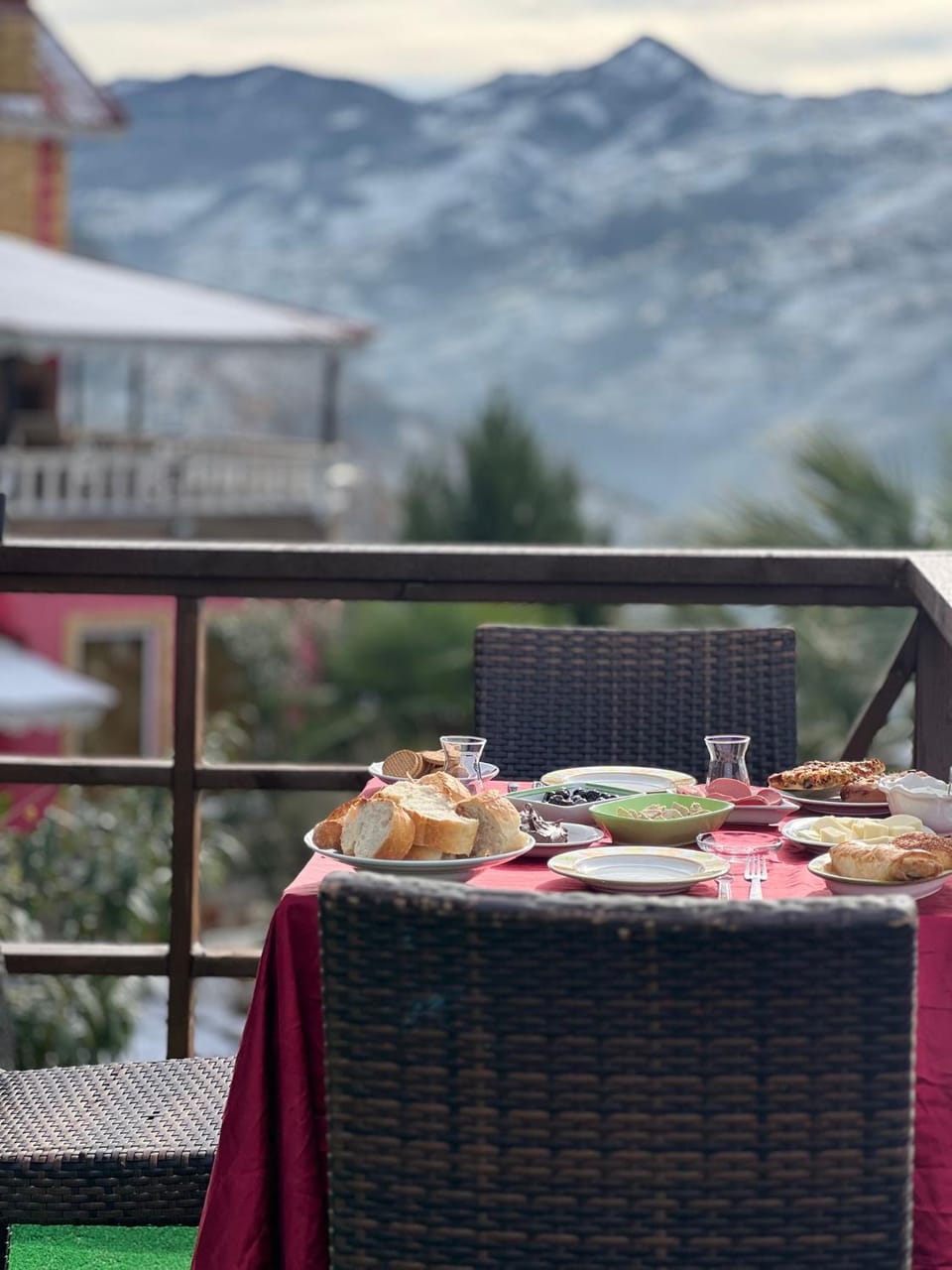 Day, Natural landscape, View (from property/room), Balcony/Terrace, Food, Mountain view, Breakfast, Lunch