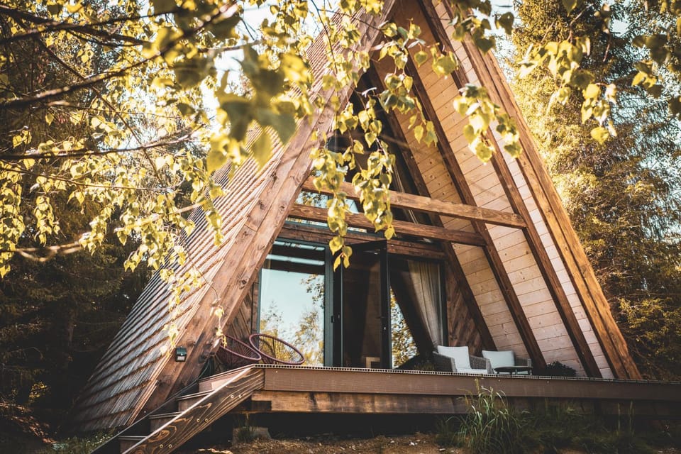 Property building, Natural landscape, Garden, View (from property/room), Balcony/Terrace, Garden view