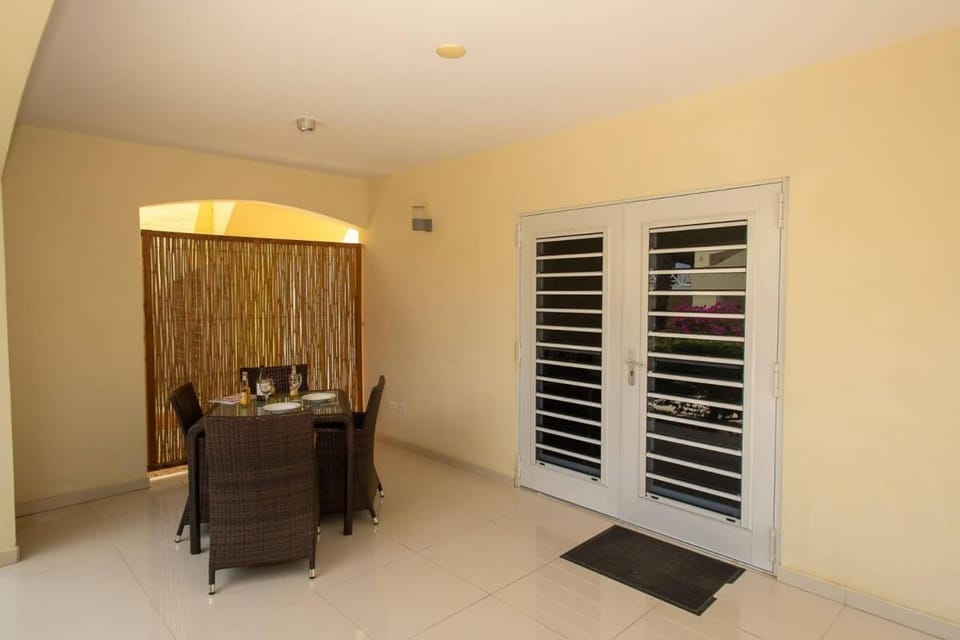 Caracara J4 Relax & Dive Resort Bonaire Village Apartment in Venezuela