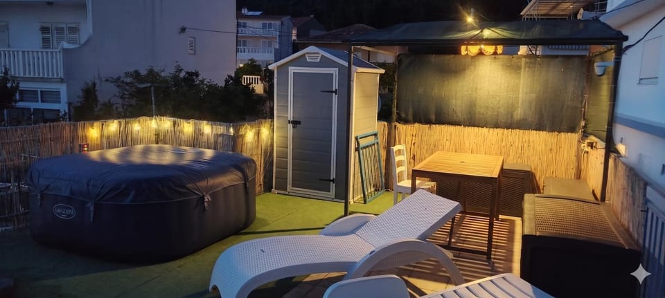 Patio, Patio, Balcony/Terrace, Balcony/Terrace, Swimming pool, Swimming pool
