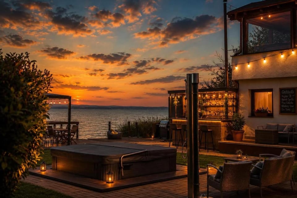 Spring, Summer, Beach, On site