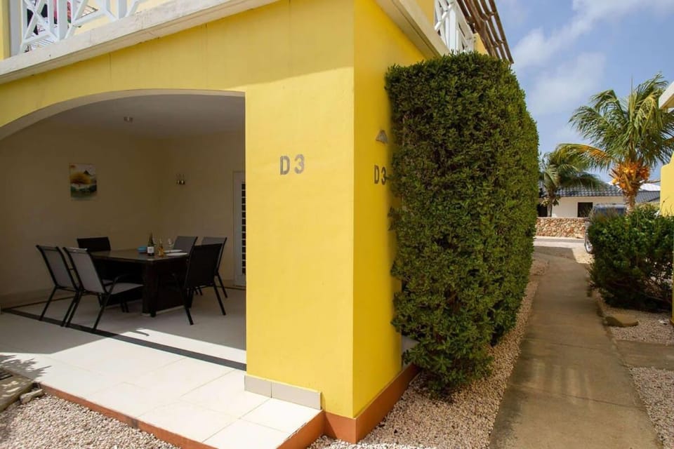 Trupial D3 Relax & Dive Resort Bonaire Village Apartment in Venezuela