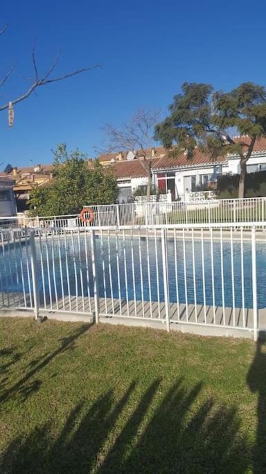 House w shared pool, perfect for small families Apartment in Fuengirola