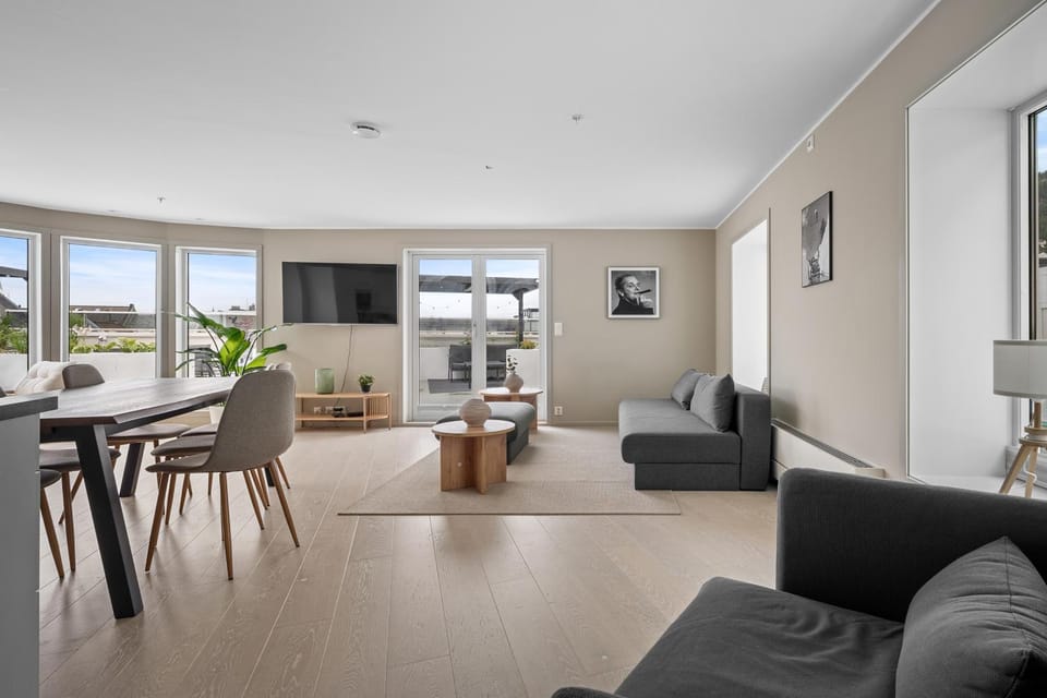 Stay l Urban - Spacious apartment with private terrace Apartment in Bergen