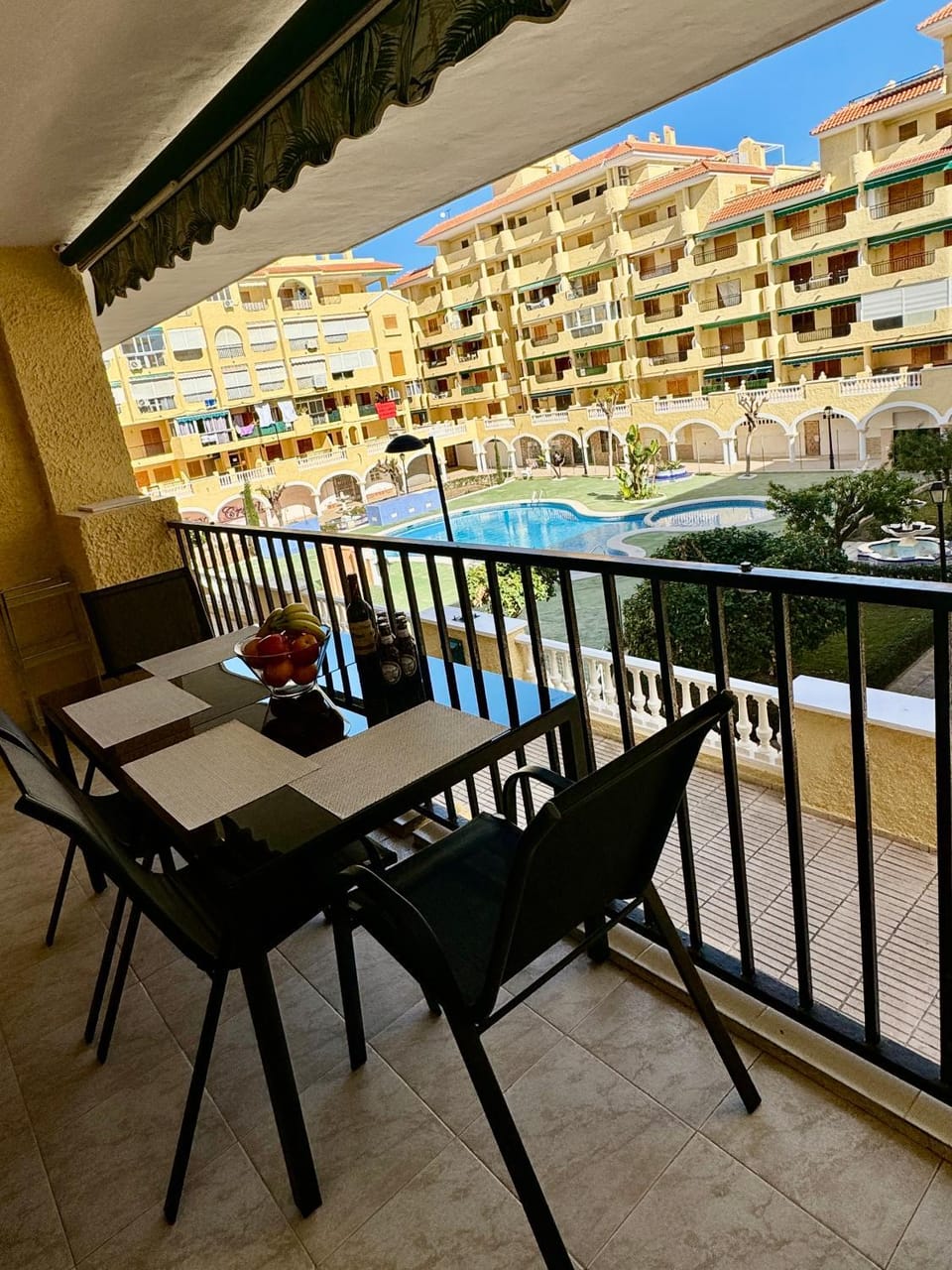 Apartment ZuMiFra with swimming pool, 300 m from the sea, with beautiful sandy beach La Mata Apartment in Torre La Mata