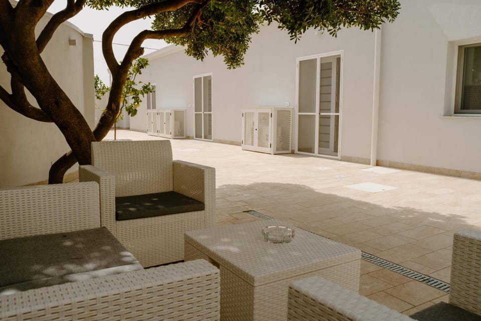 Facade/entrance, Garden, View (from property/room), Inner courtyard view