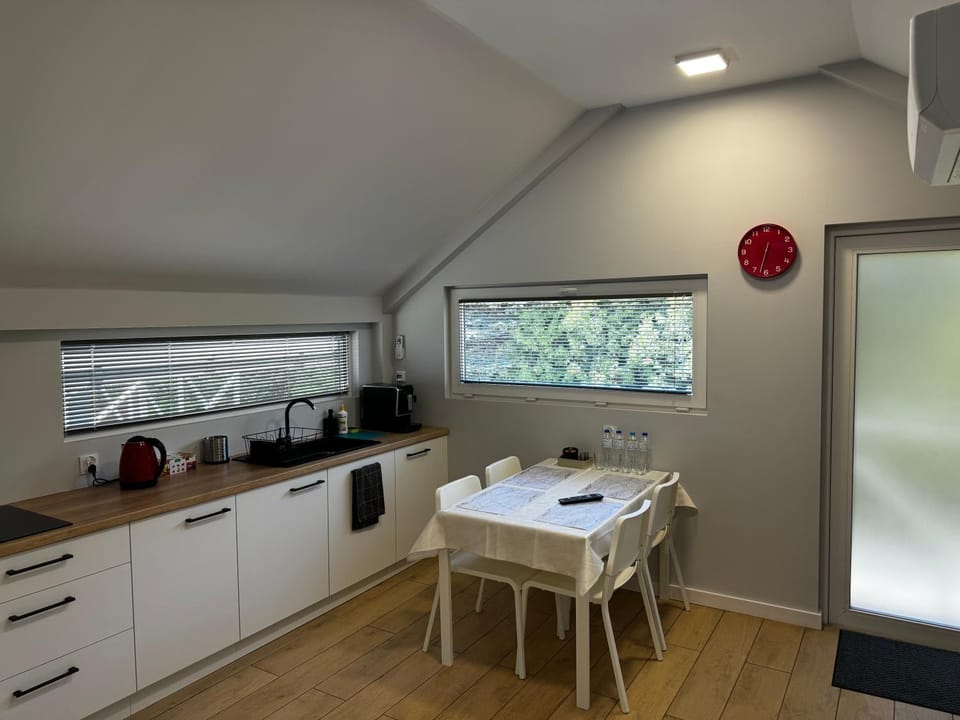 Klimatyzowane Apartamenty przy Targach Kielce, Trade Fair Apartment in Poland