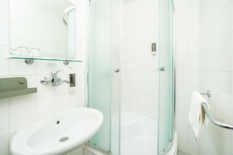 Bright 2 bed with big terrace by tram Apartment in Prague