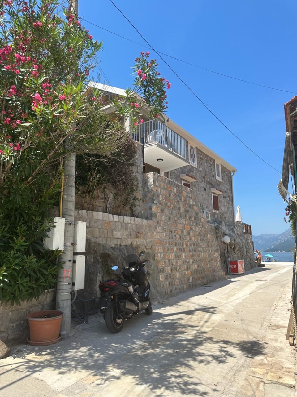 Property building, Sea view