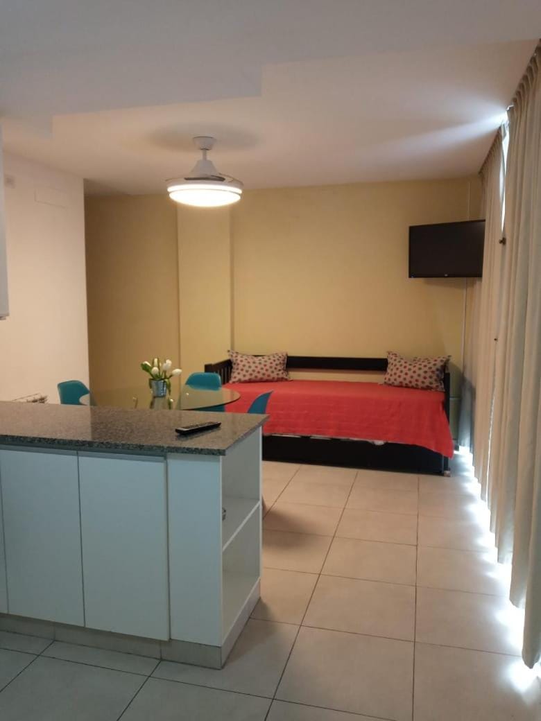 Bed, TV and multimedia, Kitchen or kitchenette, Photo of the whole room