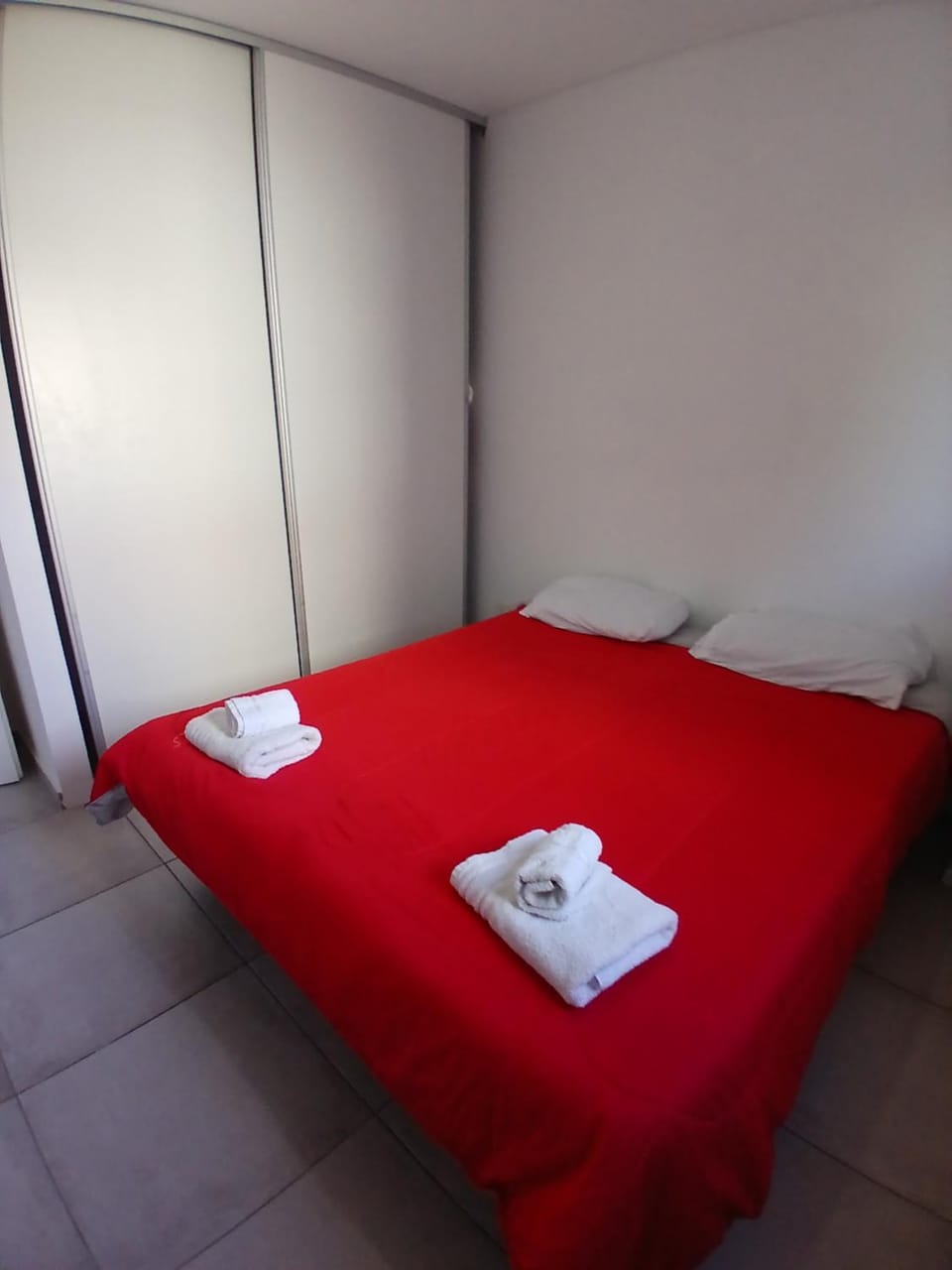 Apartamento LH Cómodo y moderno Cerca del aeropuerto Ezeiza ex fader Apartment in Uruguay
