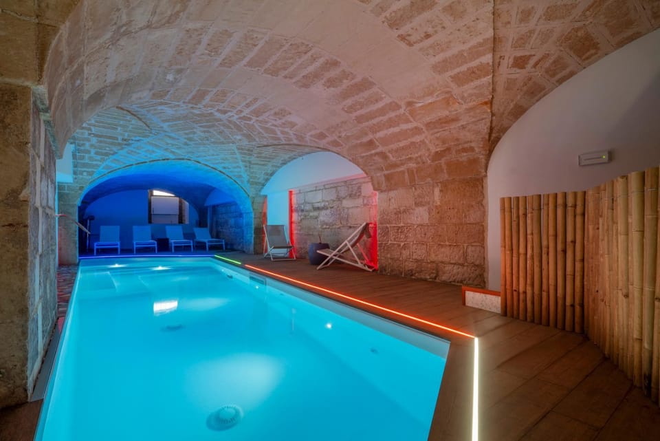 Pool view, Swimming pool
