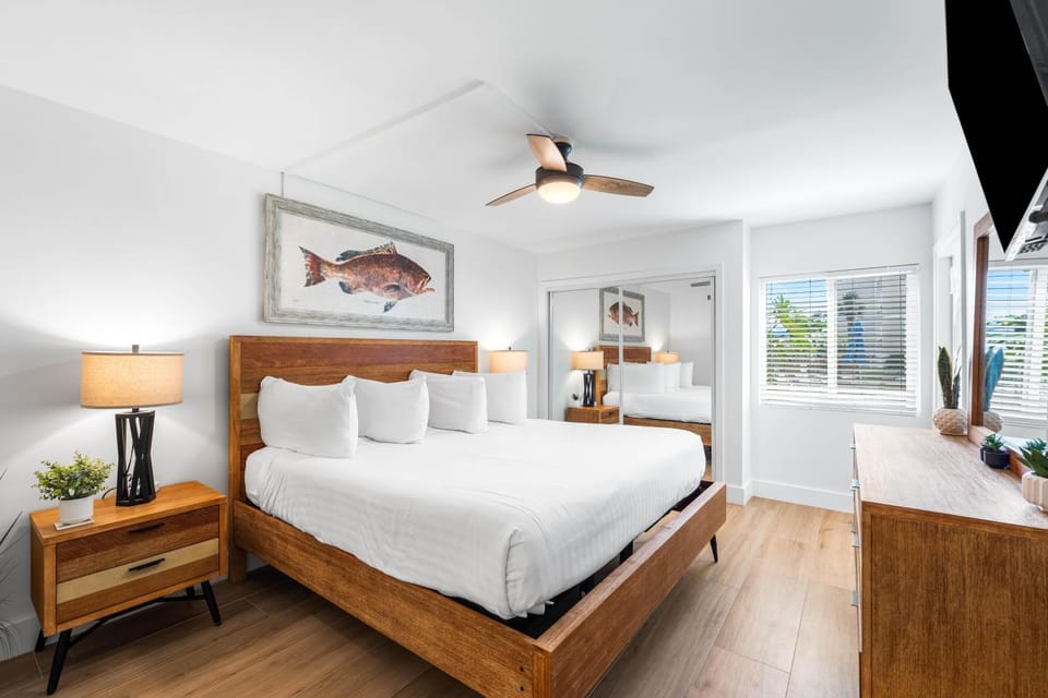 Holiday Surf and Racquet Unit 112 House in Destin