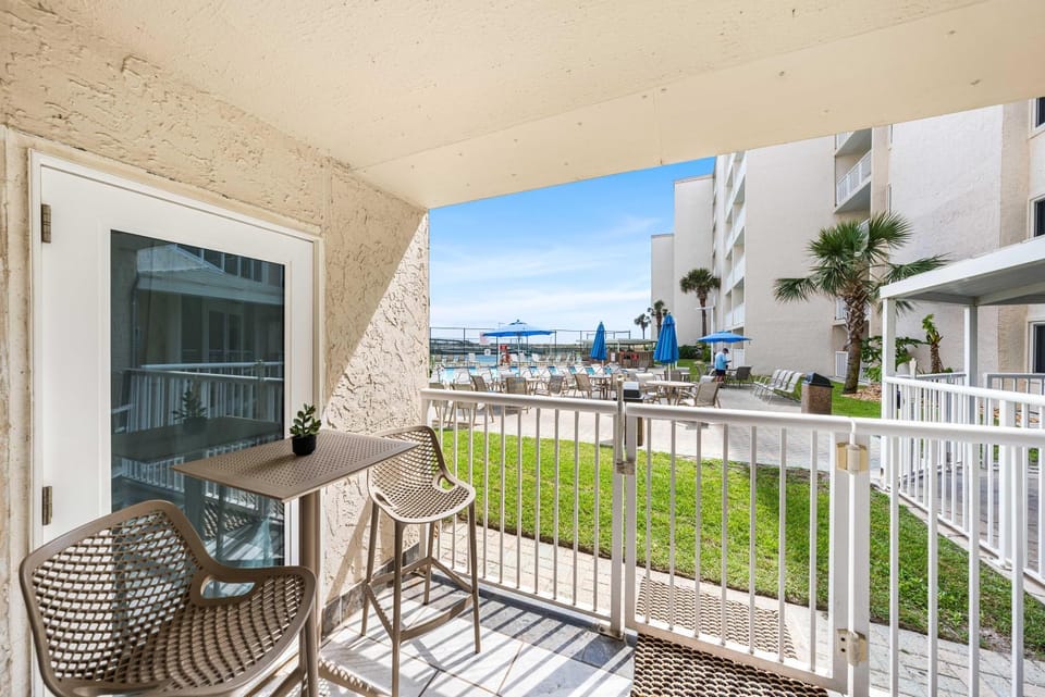 Holiday Surf and Racquet Unit 112 House in Destin