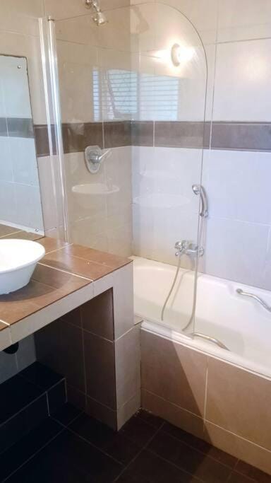 Shower, Bathroom, Bath