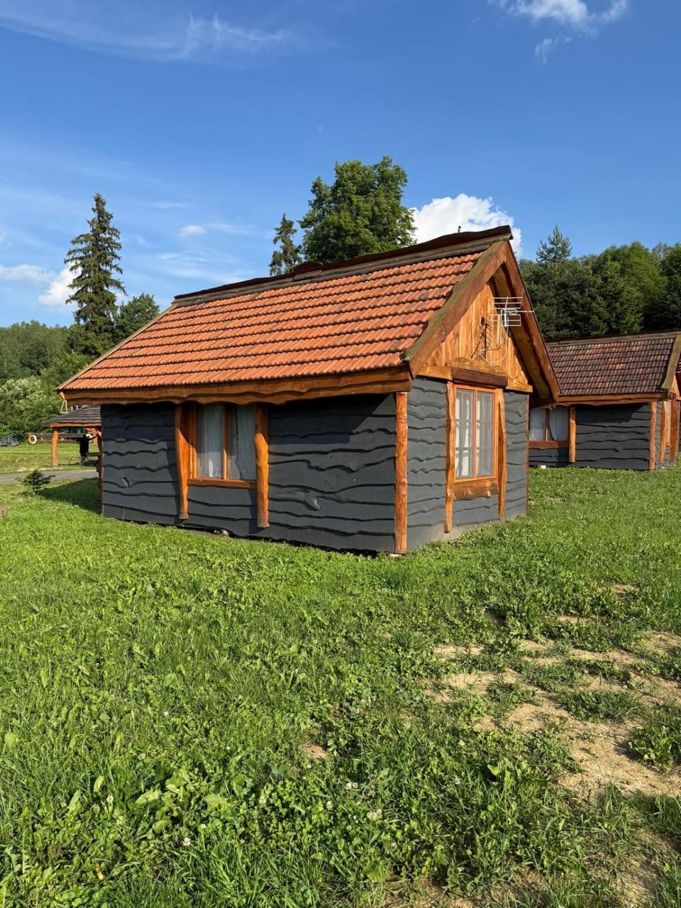Domki wędkarskie nad Stawami Pirania House in Slovakia