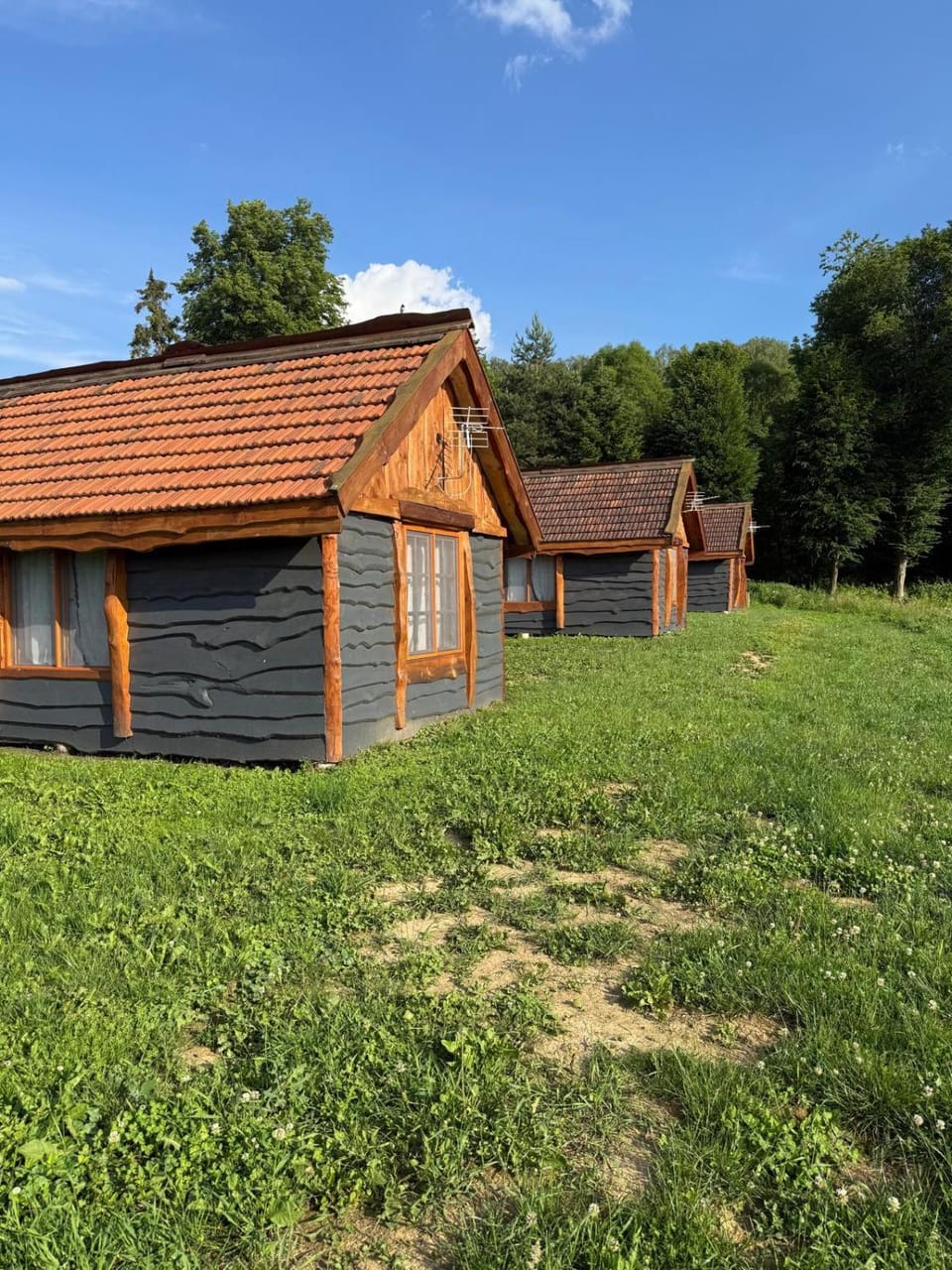 Domki wędkarskie nad Stawami Pirania House in Slovakia