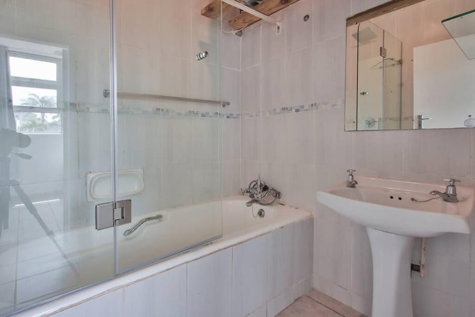 Shower, Bathroom, Bath, towels