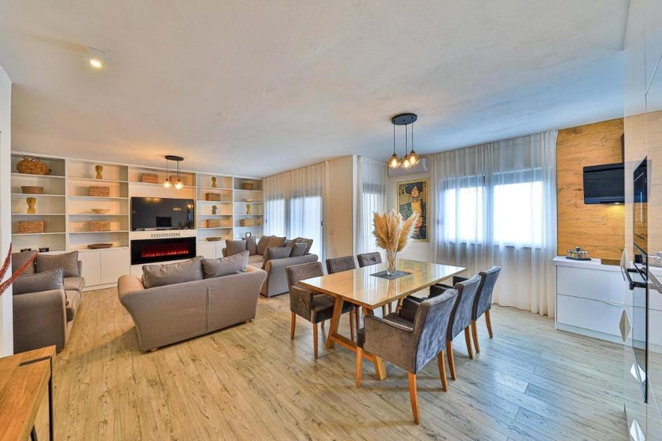 IPM Apartments Kaštela,parking,pool,10 mim from Split airport Apartment in Šibenik-Knin County, Croatia