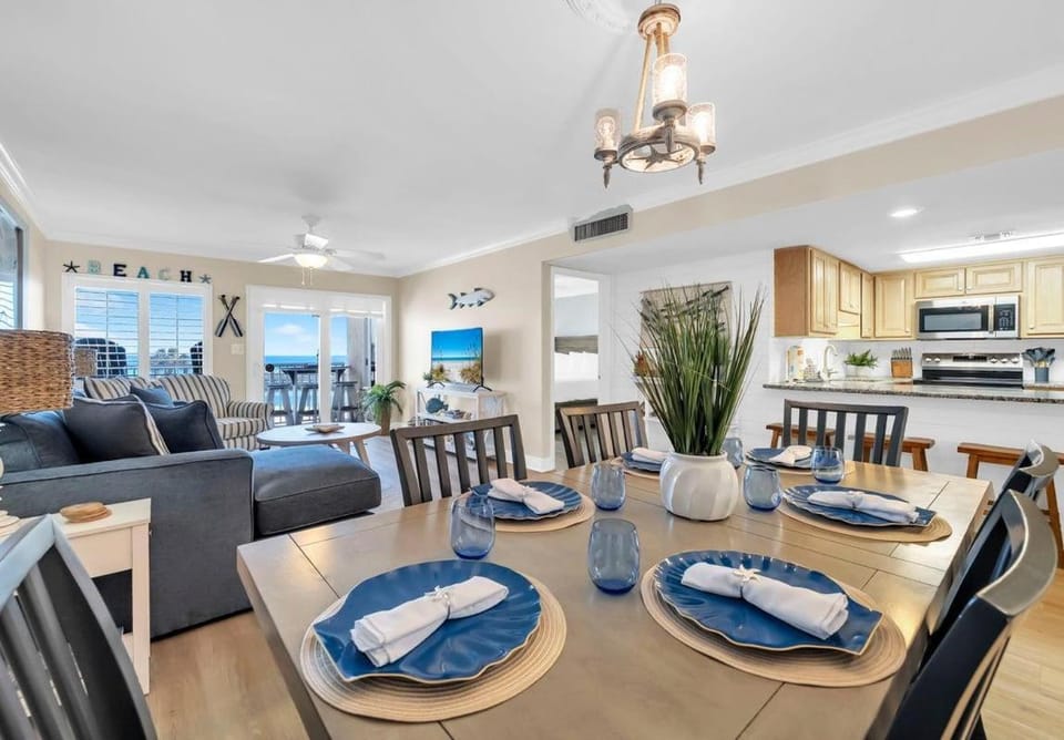 Holiday Surf and Racquet Unit 208 House in Destin