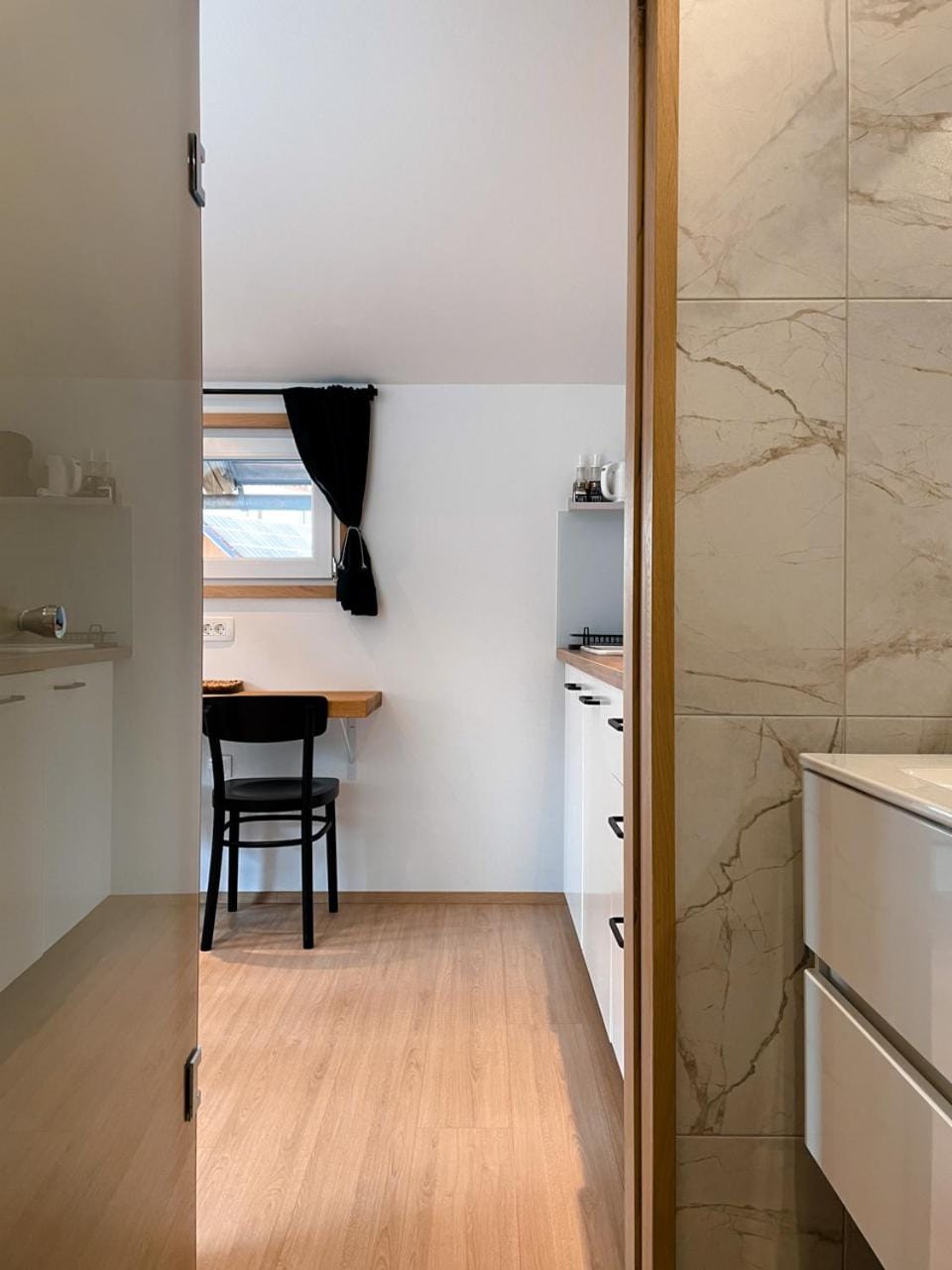 Bathroom, Kitchen or kitchenette