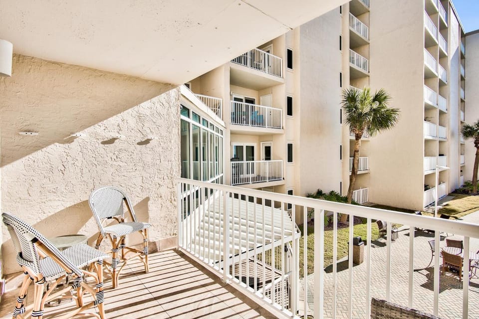 Holiday Surf and Racquet Unit 211 House in Destin