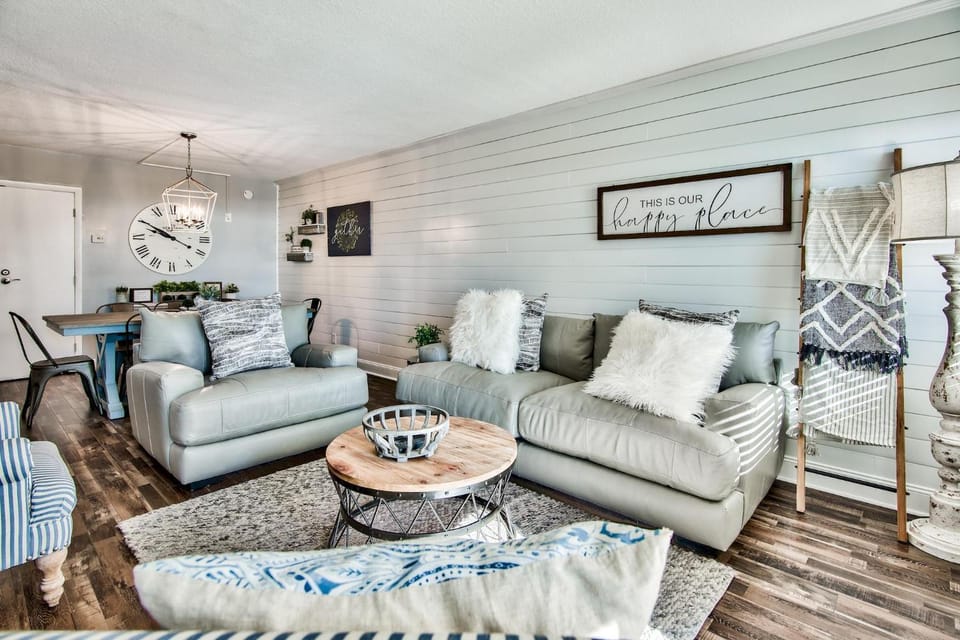 Holiday Surf and Racquet Unit 211 House in Destin