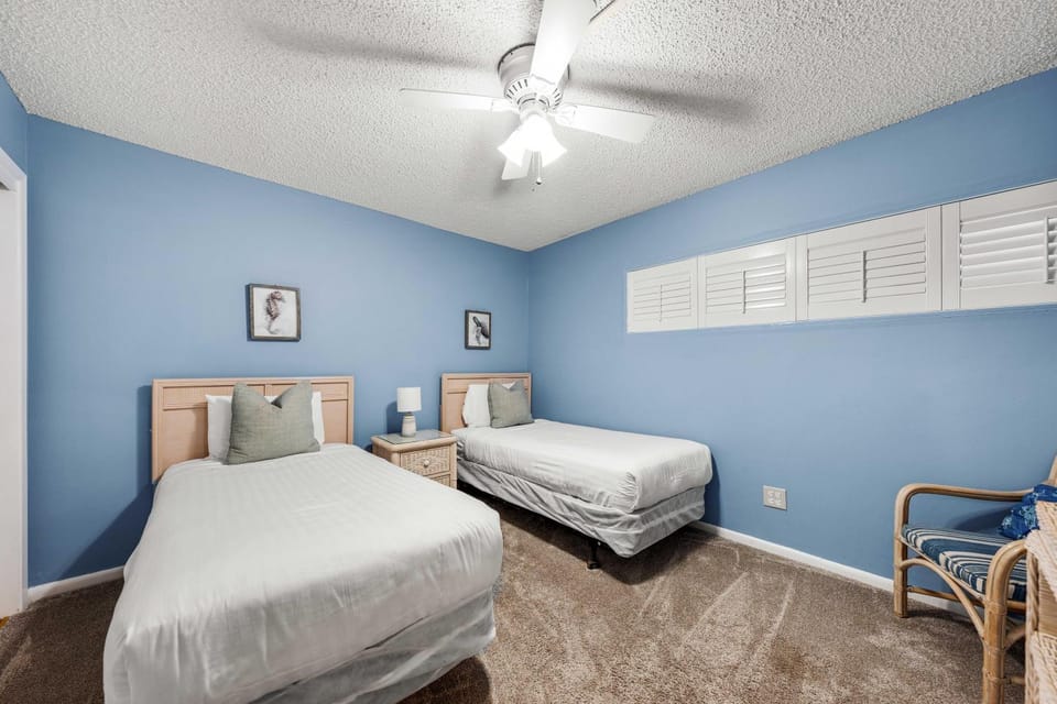 Holiday Surf and Racquet Unit 221 House in Destin