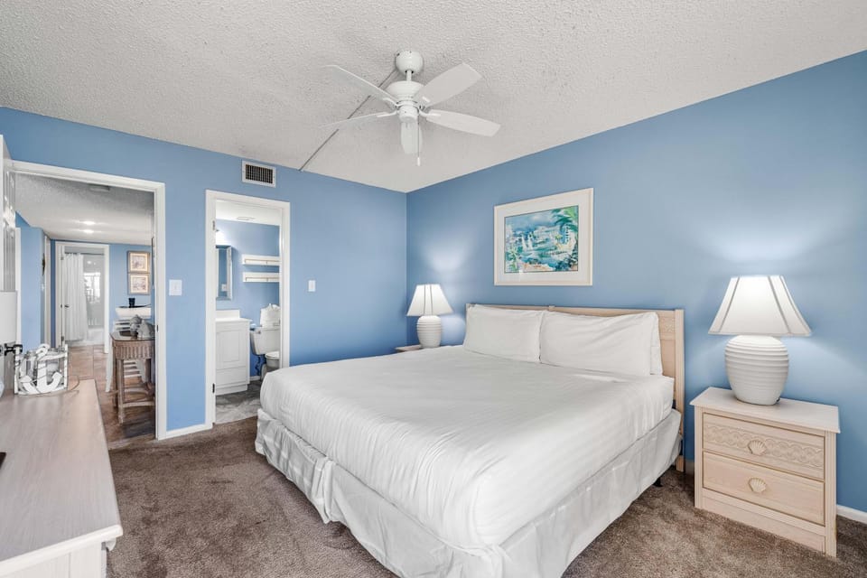 Holiday Surf and Racquet Unit 221 House in Destin