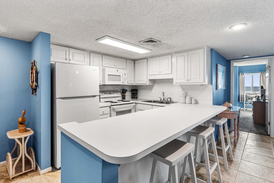 Holiday Surf and Racquet Unit 221 House in Destin