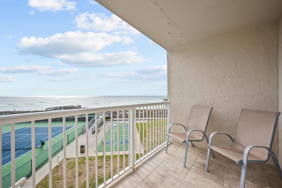 Holiday Surf and Racquet Unit 306 House in Destin