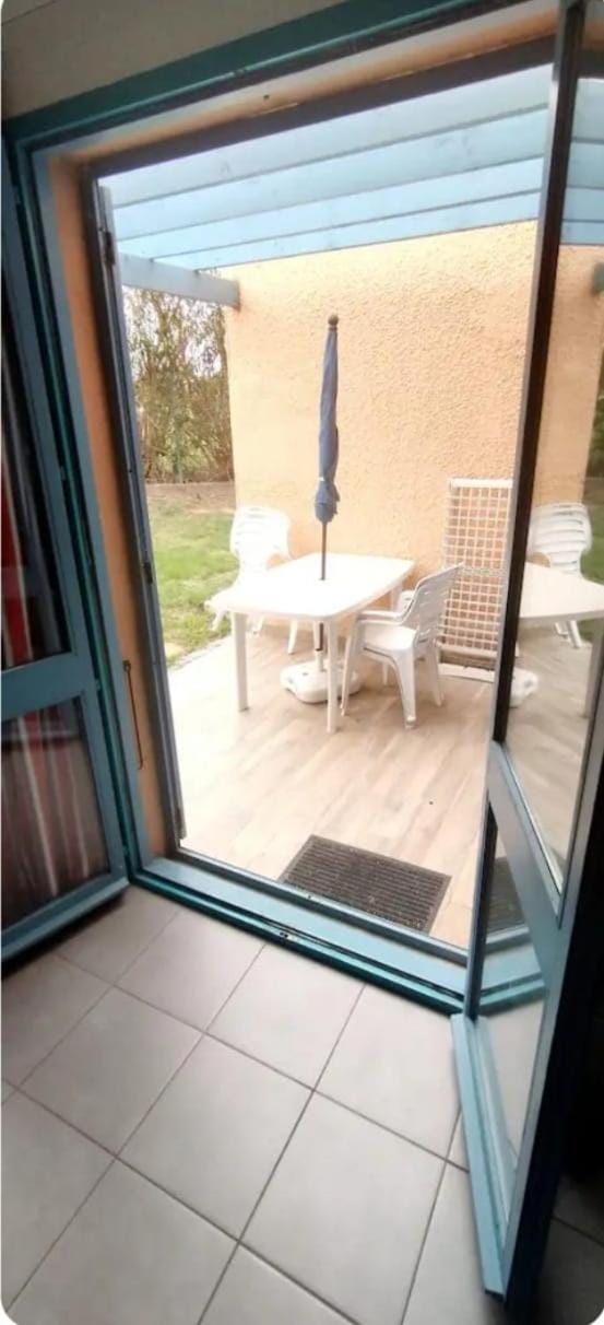 Patio, Day, View (from property/room), Balcony/Terrace