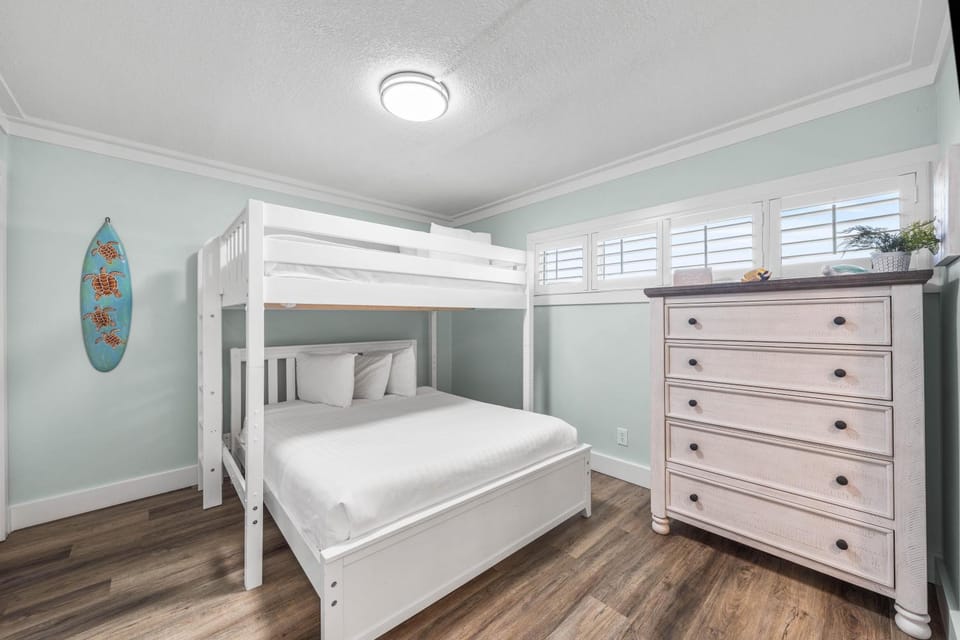 Holiday Surf and Racquet Unit 310 House in Destin