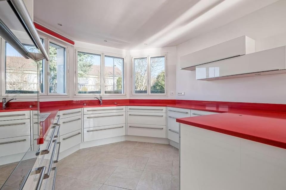 Kitchen or kitchenette, minibar, pet friendly, stove