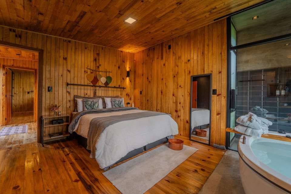 Bed, Photo of the whole room, Bedroom, Bath