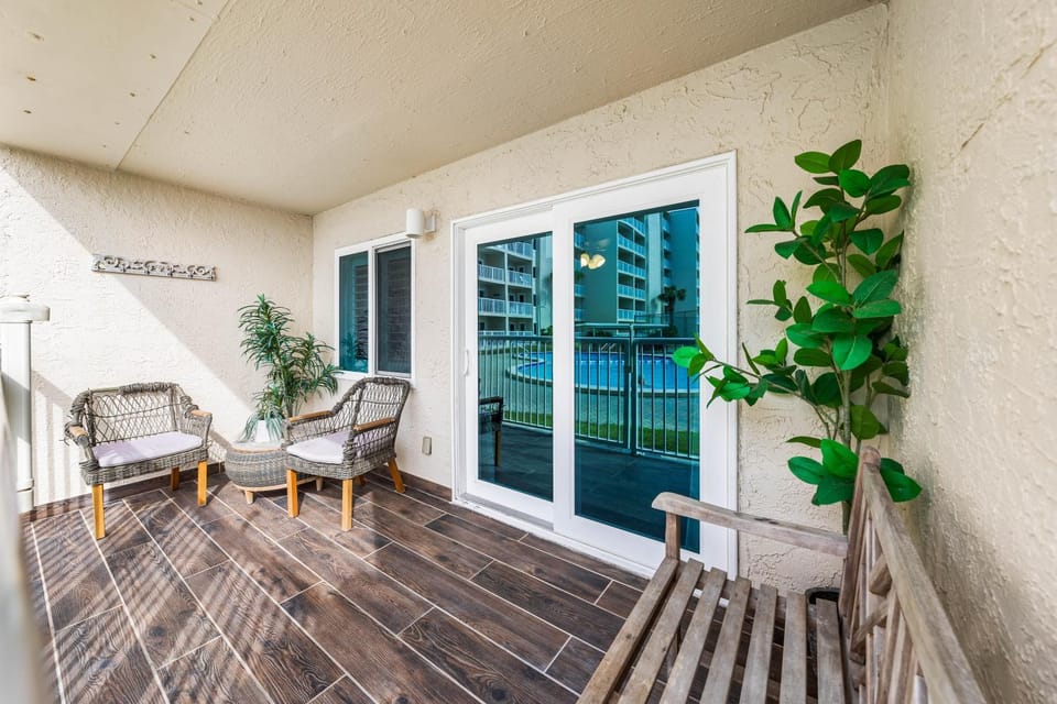 Holiday Surf and Racquet Unit 114 House in Destin