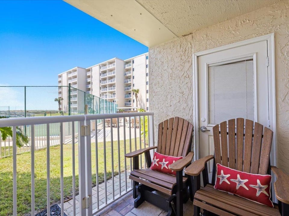 Holiday Surf and Racquet Unit 116 House in Destin