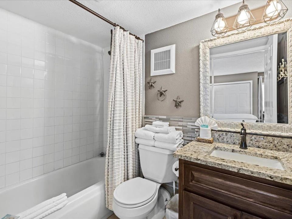 Holiday Surf and Racquet Unit 116 House in Destin
