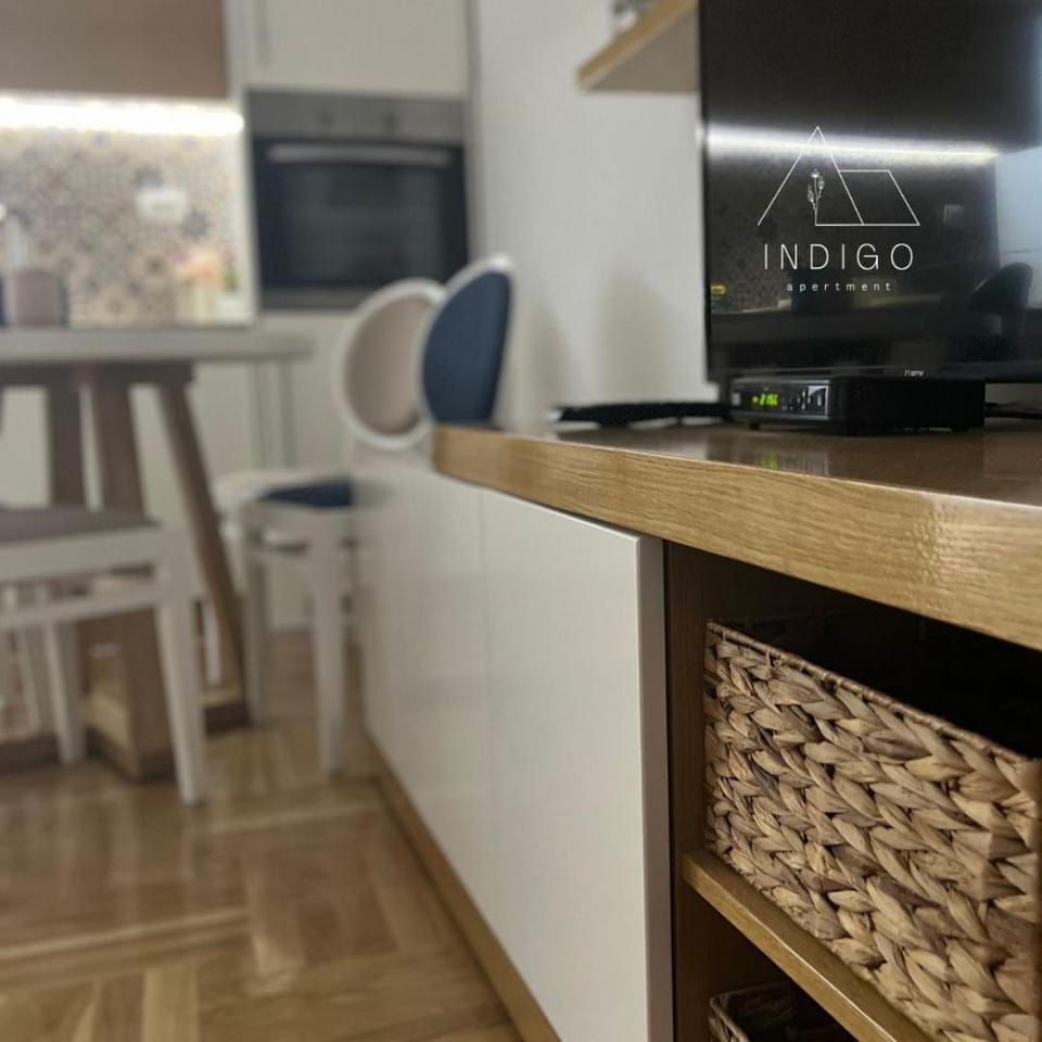 TV and multimedia, Kitchen or kitchenette, oven