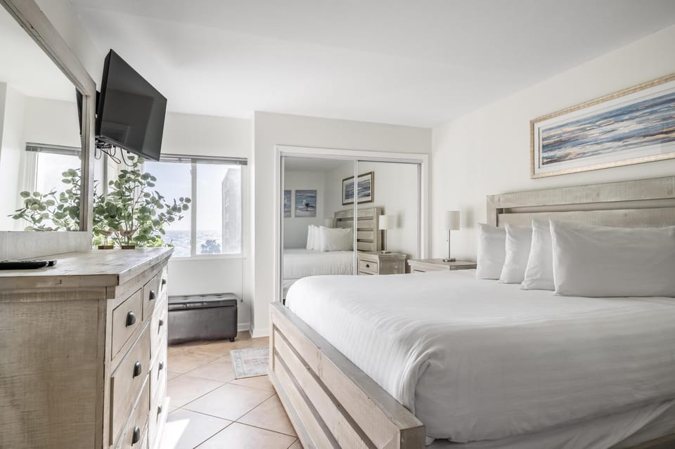 Holiday Surf and Racquet Unit 415 House in Destin