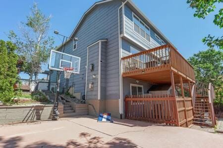 Whistler Hollow! Family Home, Bball Court, Firepit House in Colorado Springs