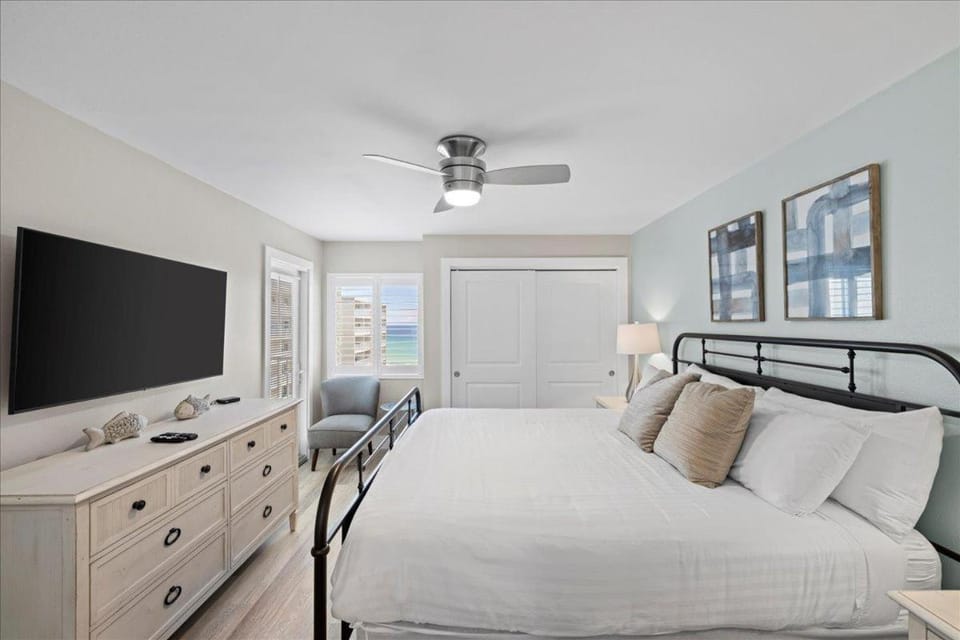 Holiday Surf and Racquet Unit 608 House in Destin