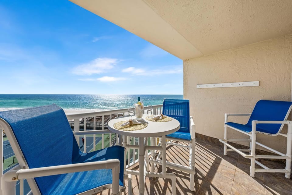 Holiday Surf and Racquet Unit 506 House in Destin