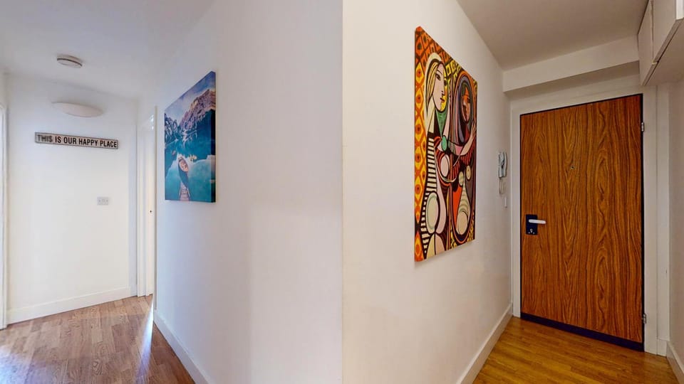 Bright and cosy 1 bed flat next to Tower Bridge Apartment in London Borough of Southwark