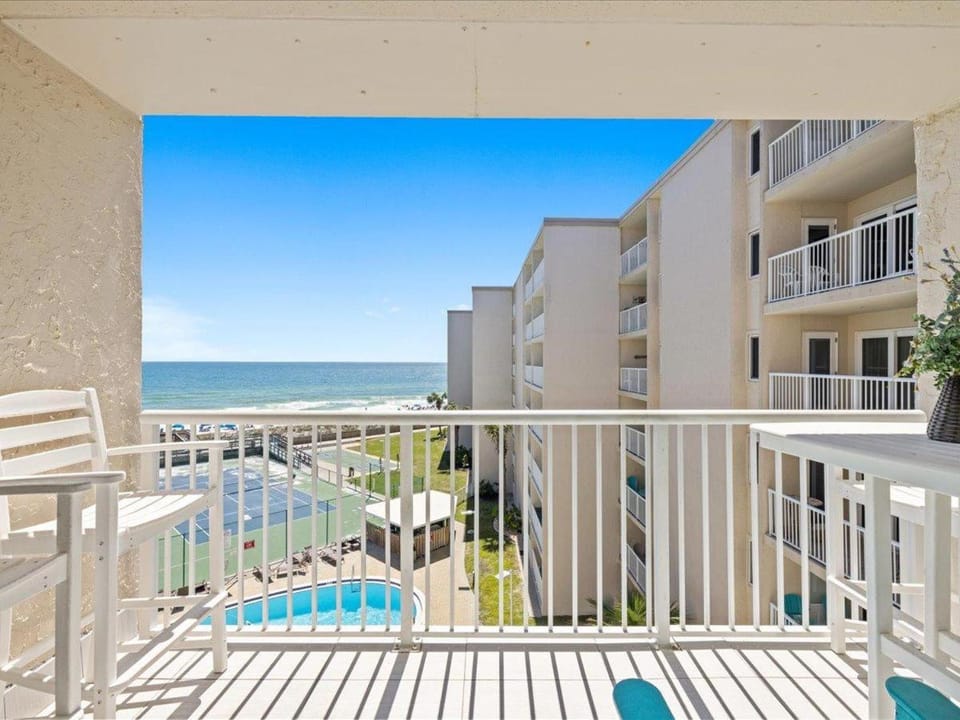 Holiday Surf and Racquet Unit 514 House in Destin